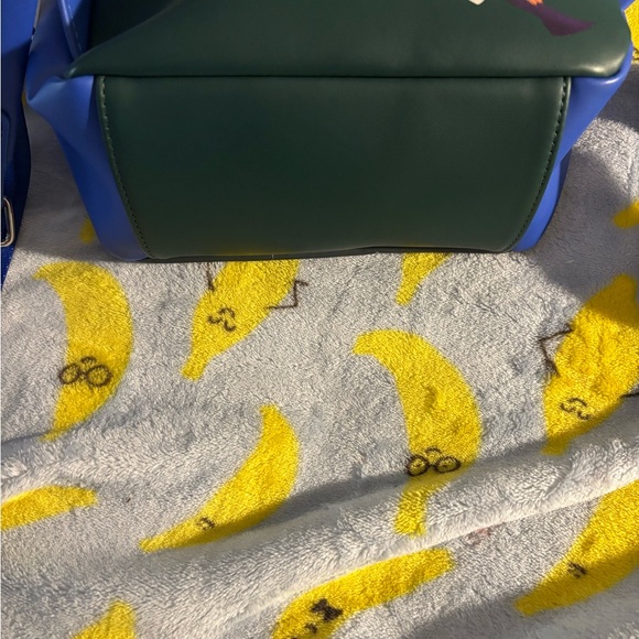 Loungefly - Picture 3 of 4